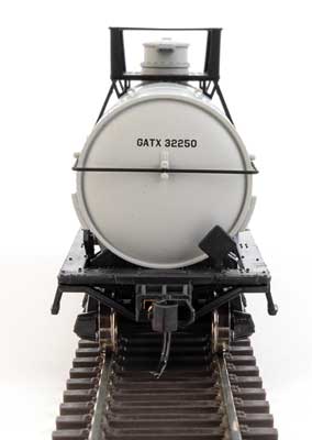 Walthers Mainline 36' Chemical Tank Car - Jefferson Chemical #32250 - HO Scale