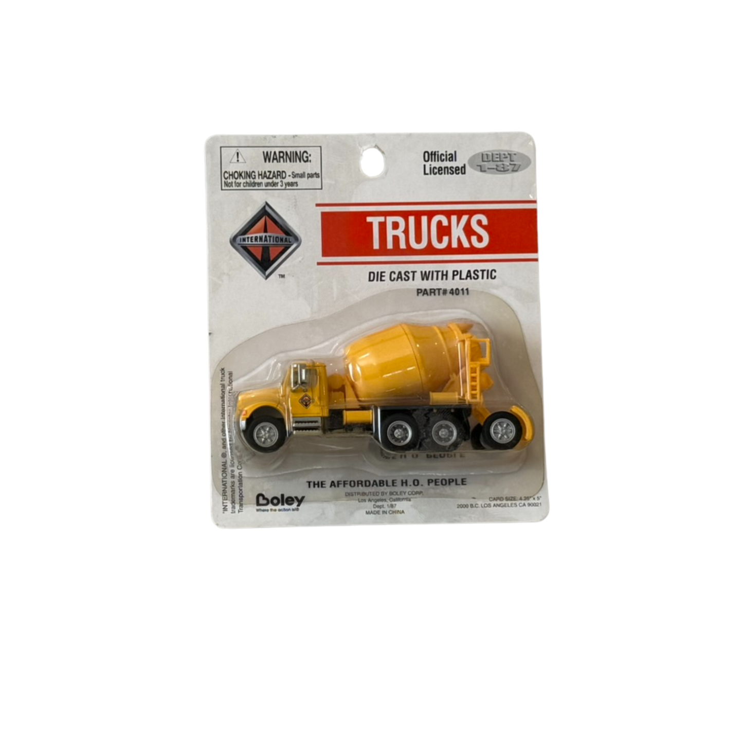 Boley (4011) • International 4-Axle Cement Mixer • HO Scale (NOS)
