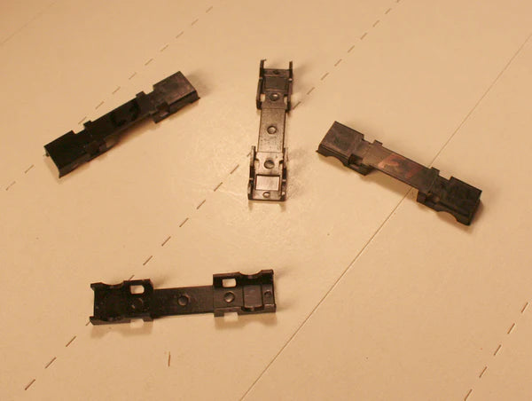 A-Line Products (41035) | Athearn RTR Power Truck Gear Box Covers (Bottom, Pkg of 4) | HO Scale