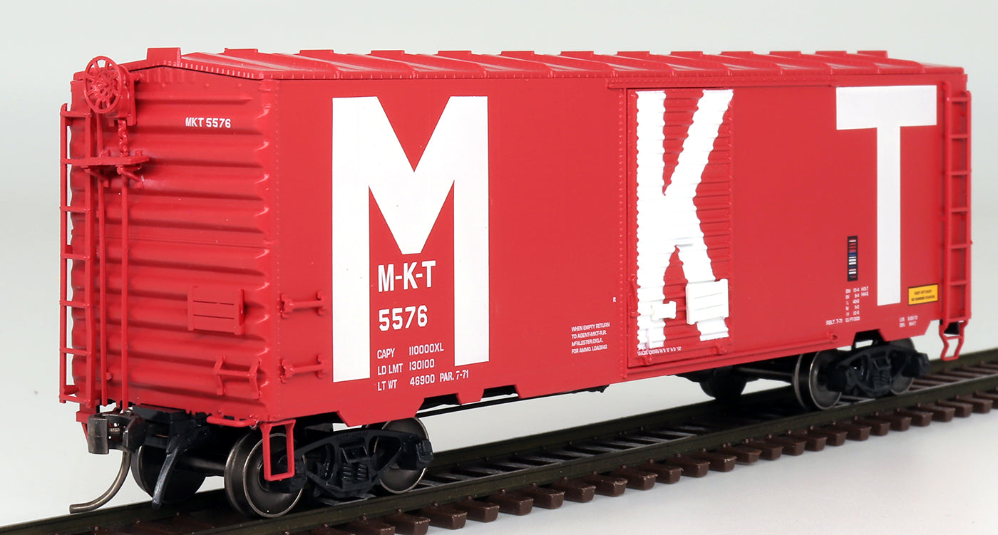 InterMountain 40' PS-1 Boxcar - Missouri Kansas Texas MKT #5585 - HO Scale