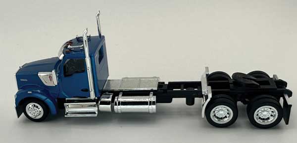 HO Logistics Replicas (990061) Kenworth W990 2-Axle Day-Cab Semi Tractor | HO Scale