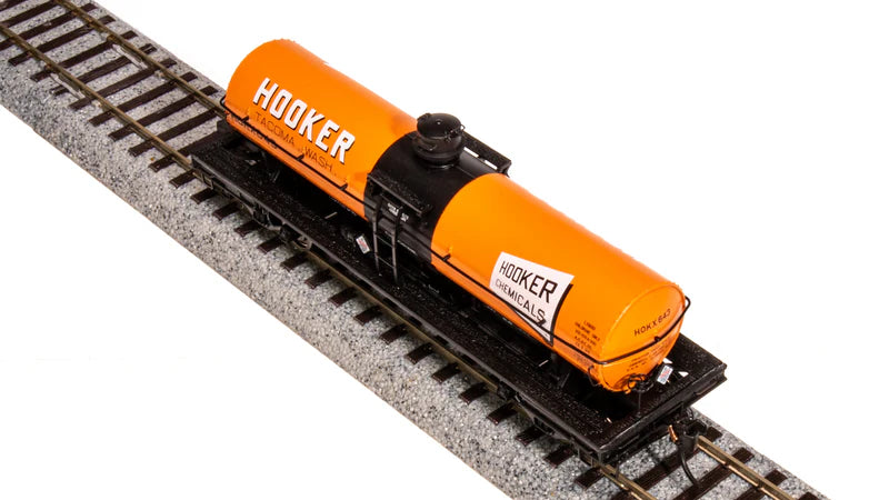Broadway Limited Imports 6000 Gallon Tank - Hooker - 2-Pack - Billboard Scheme - HO Scale