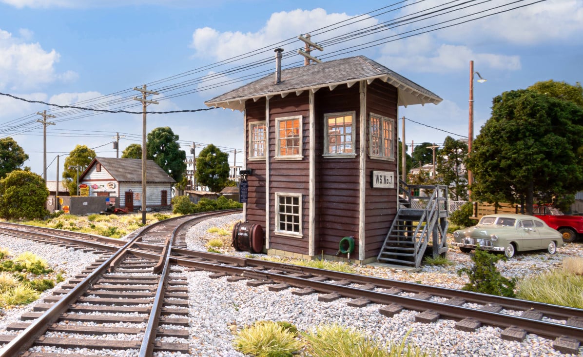 Woodland Scenics (4964) | Interlocking Tower w/ LED | N Scale