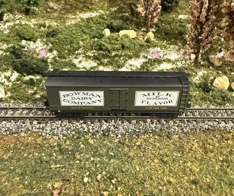 Athearn 40' Wood Milk Car | Bowman's Dairy #116 | N Scale | Pre-Owned