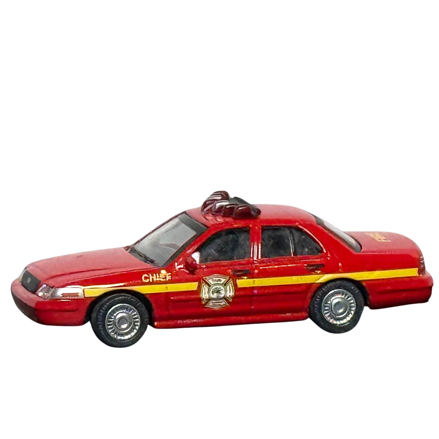 Unknown Brand Fire Chief Sedan w/Decals & Emergency Lights HO Scale (Pre-Owned)