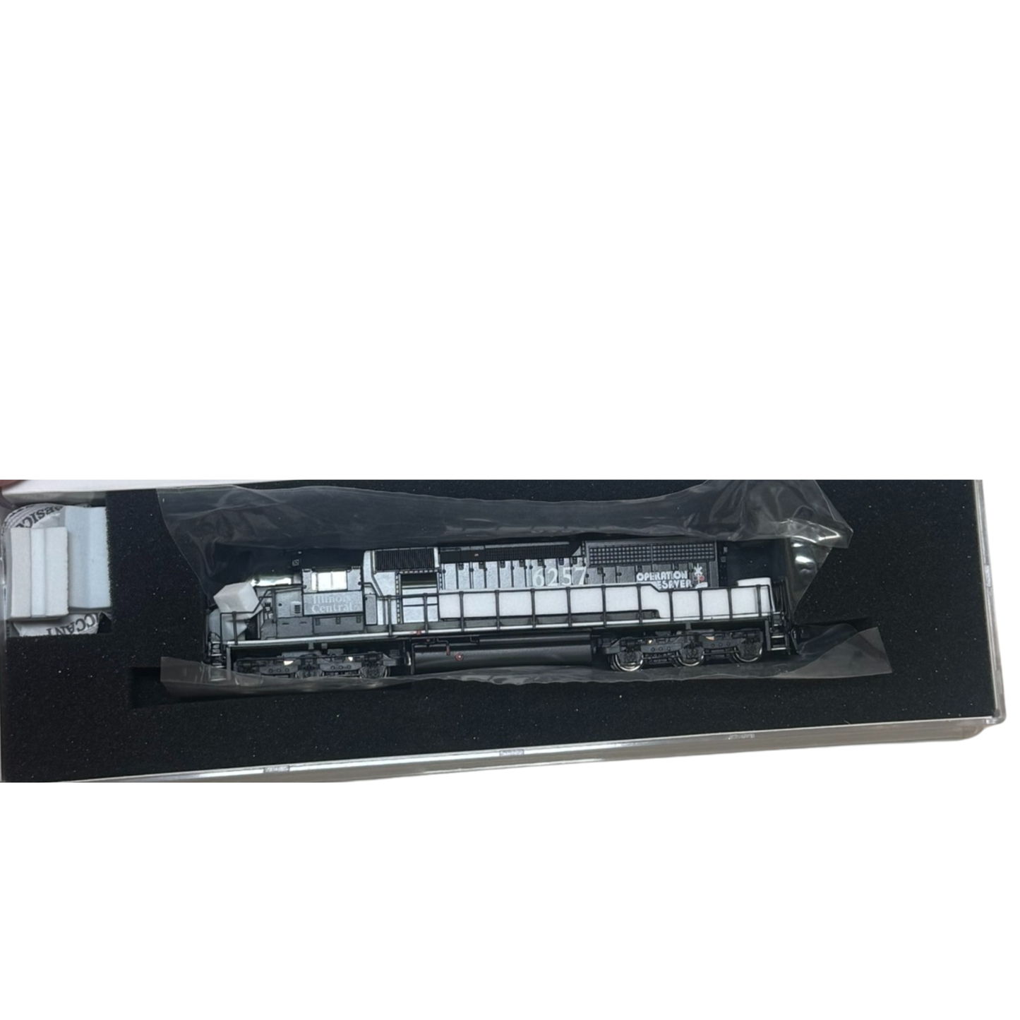 Pre-Owned Broadway Limited Imports 7962 EMD SD40-2 Low Hood Illinois Central (IC) #6257 Operation Lifesaver Paragon4 Sound N Scale
