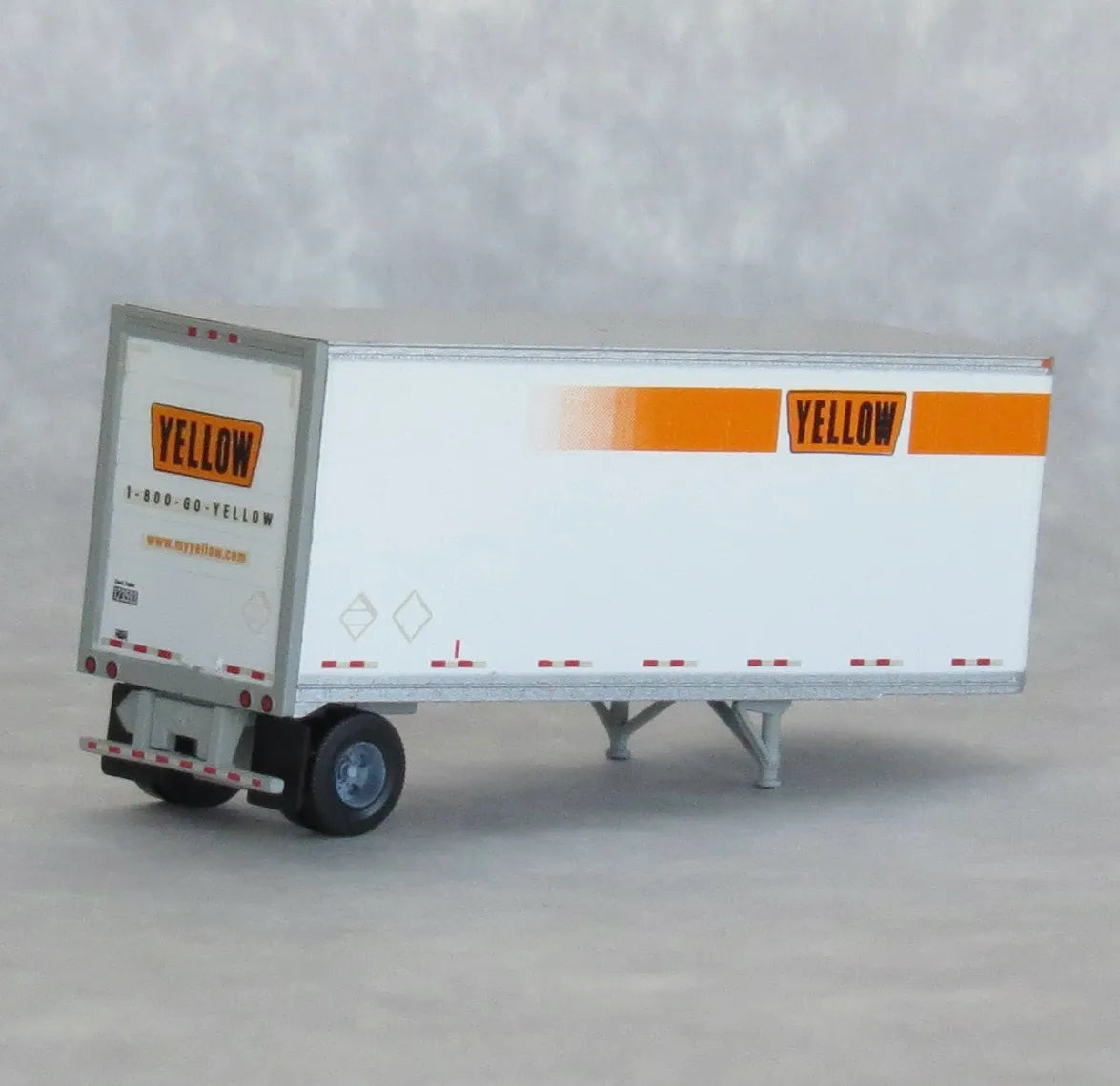 Trainworx (42885-01) | 28' Pup Van Trailer with Converter Dolly | Yellow #123593 | Assembled | N Scale