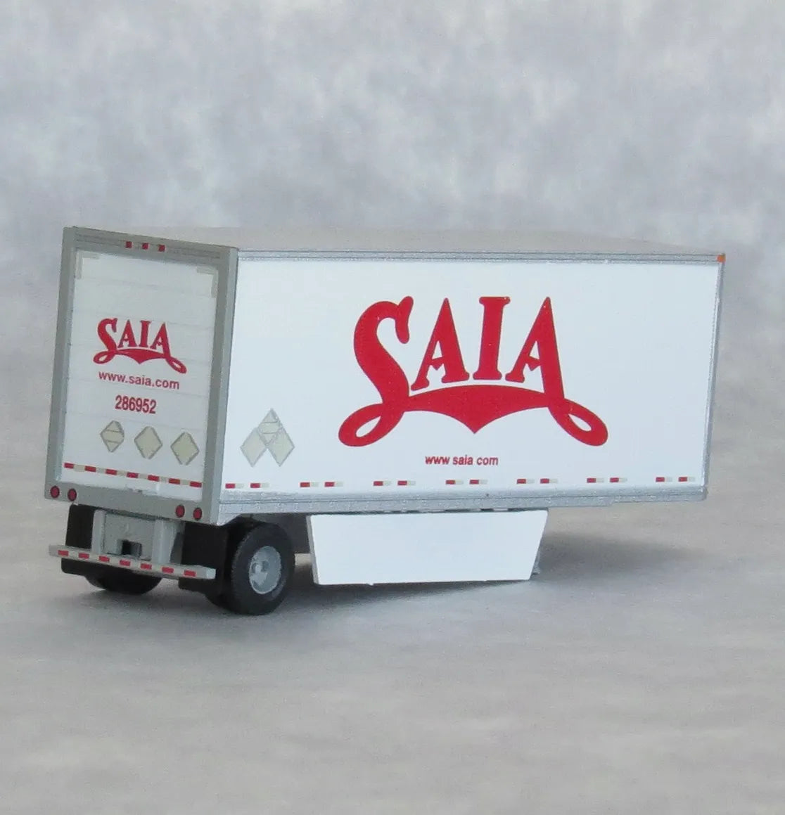 Trainworx (42892-01) | 28' Pup Van Trailer with Converter Dolly | SAIA #286952 | Assembled | N Scale