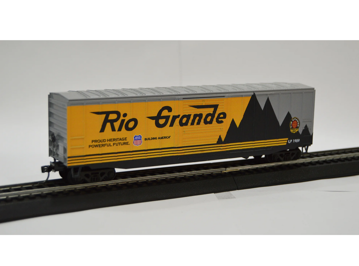 Value Trains Kadee Equipped ACF 50' 6" Boxcar - Rio Grande Heritage Scheme - HO Scale