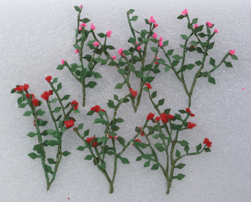 JTT Miniature, Rose Bushes, 1 3/8" 3.5cm, Package of 6, HO Scale