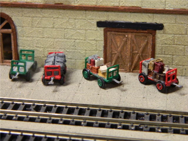 JEB Mfg – Baggage Carts – Pkg of 4 – N Scale
