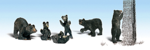 Woodland Scenics Scenic Accents(R) Figures, Black Bears, pkg of 6, HO Scale