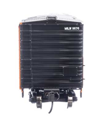 Walthers Mainline 50' AAR Mechanical Refrigerator Car - Milwaukee Road #9676 - HO Scale