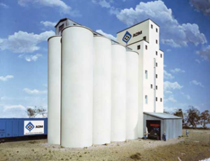 Walthers Cornerstone ADM(R) Elevator Add-on Silos, Kit, HO Scale