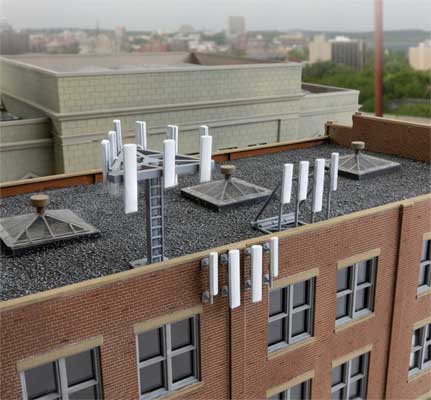 Walthers SceneMaster 949-4195 • Mounted Communication Tower Array • Kit • HO Scale