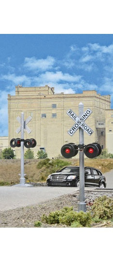 Walthers SceneMaster Crossing Flashers (949-4333) | Set of 2 Working Signals | HO Scale