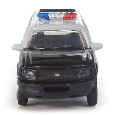Walthers SceneMaster | Ford(R) Expedition Special Service Vehicle | Police/Sheriff/Highway Patrol Decals | HO Scale