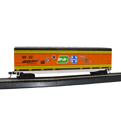 Value Trains 10216 BNSF Heritage Boxcar HO Scale