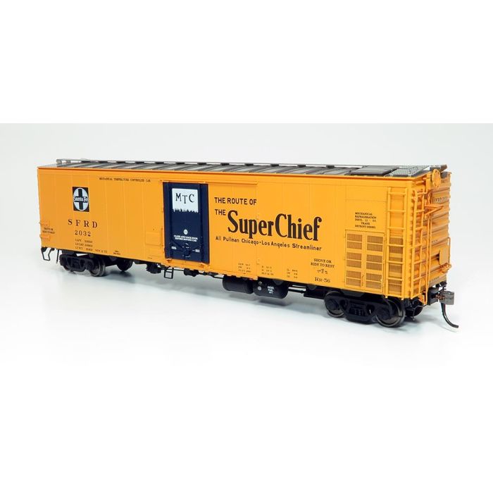 Rapido 156001A • RR-56 Mechanical Reefer • Santa Fe #2000 • Super Chief Slogan • HO Scale