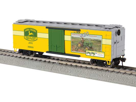 Lionel • 2654380 | 40' Steel Flat-End Plug-Door Reefer/Boxcar | John Deere Tractors #28600 | HO Scale [PRE-ORDER]