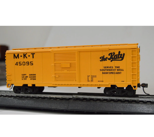 Value Trains Kadee Equipped 40' PS-1 Boxcar (40-305-45090) | MKT #45090 "The Katy" | HO Scale (Copy)