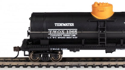 Bachmann Silver Series(R) (17802) | 40' Single-Dome Tank Car | Tidewater #1365  | HO Scale