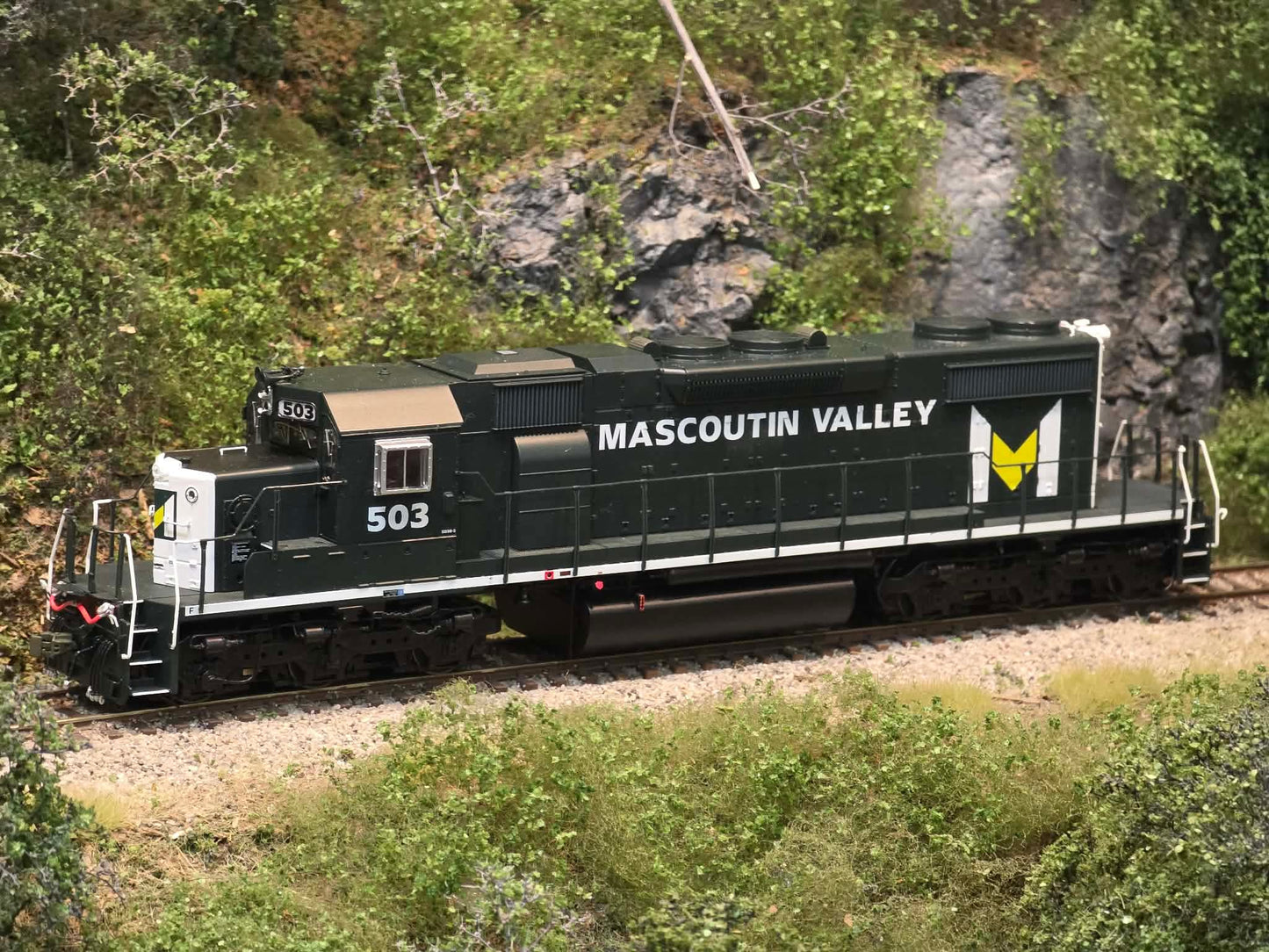 Home Shops ScaleTrains SD38-2 (MV 508) | Mascoutin Valley #508 | DC/Silent | HO Scale