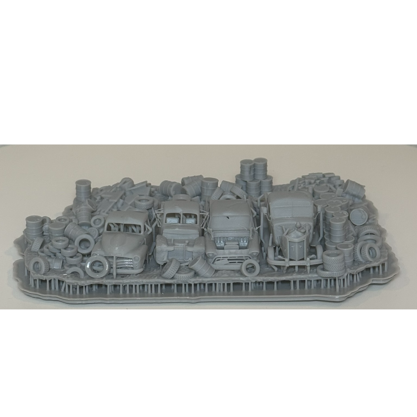 Sierra Valley Wasted Acres Mini Diorama with 4 Trucks, Tires, Barrels & Scrap HO Scale