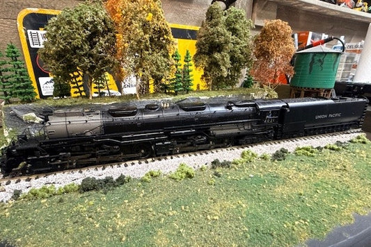 Broadway Limited Imports Big Boy (5673) | Union Pacific #4021 | Wilson Aftercooler, 25-C-400 Coal Tender | DC/DCC/Sound Paragon3 | Smoke | HO Scale (Pre-Owned)