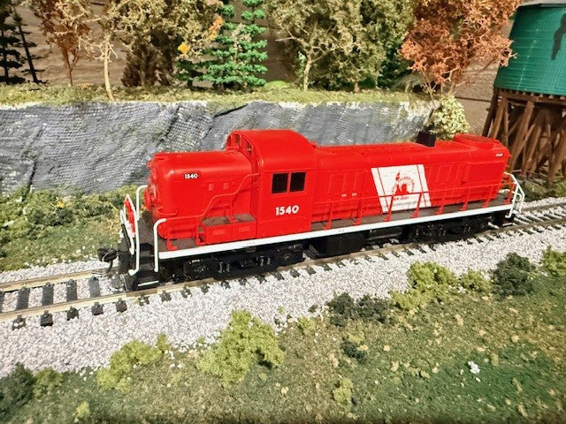 Atlas (7009) | ALCO RS3 | Jersey Central #1540 | DC/DCC Ready | No Sound | HO Scale [PRE-OWNED]