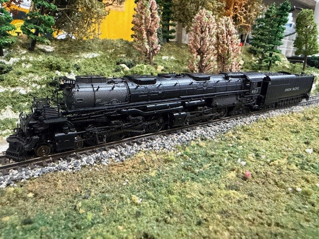 Broadway Limited Imports Big Boy (7231) | Union Pacific #4012 | DC/DCC/Sound Paragon4 | Smoke | N Scale (Pre-Owned)