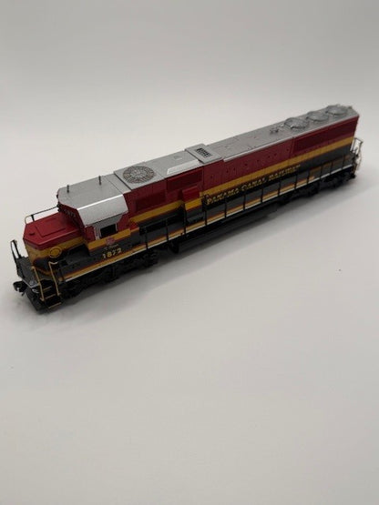 Athearn (78821) | SD60 | Panama Canal Railway #1872 | DCC/Sound | HO Scale [PRE-OWNED]