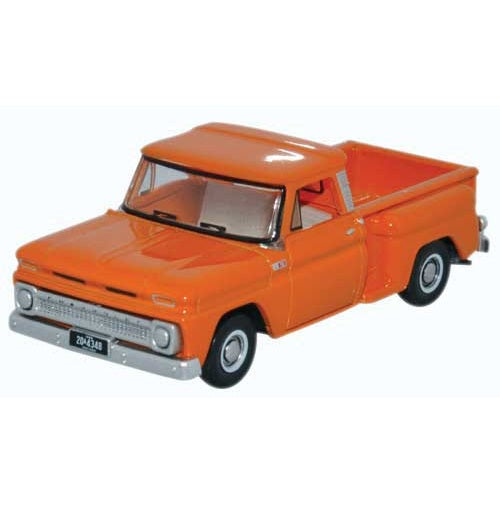 Oxford Diecast 1965 Chevrolet Stepside Pickup - HO Scale