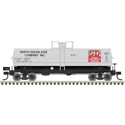 Atlas Master(R) 11,000-Gallon Tank Car w/ Platform | Smith Douglass UTLX #98297 | HO Scale