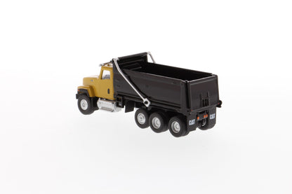 Diecast Masters - 1:87 Cat(R) CT681 Dump Truck - HO Scale