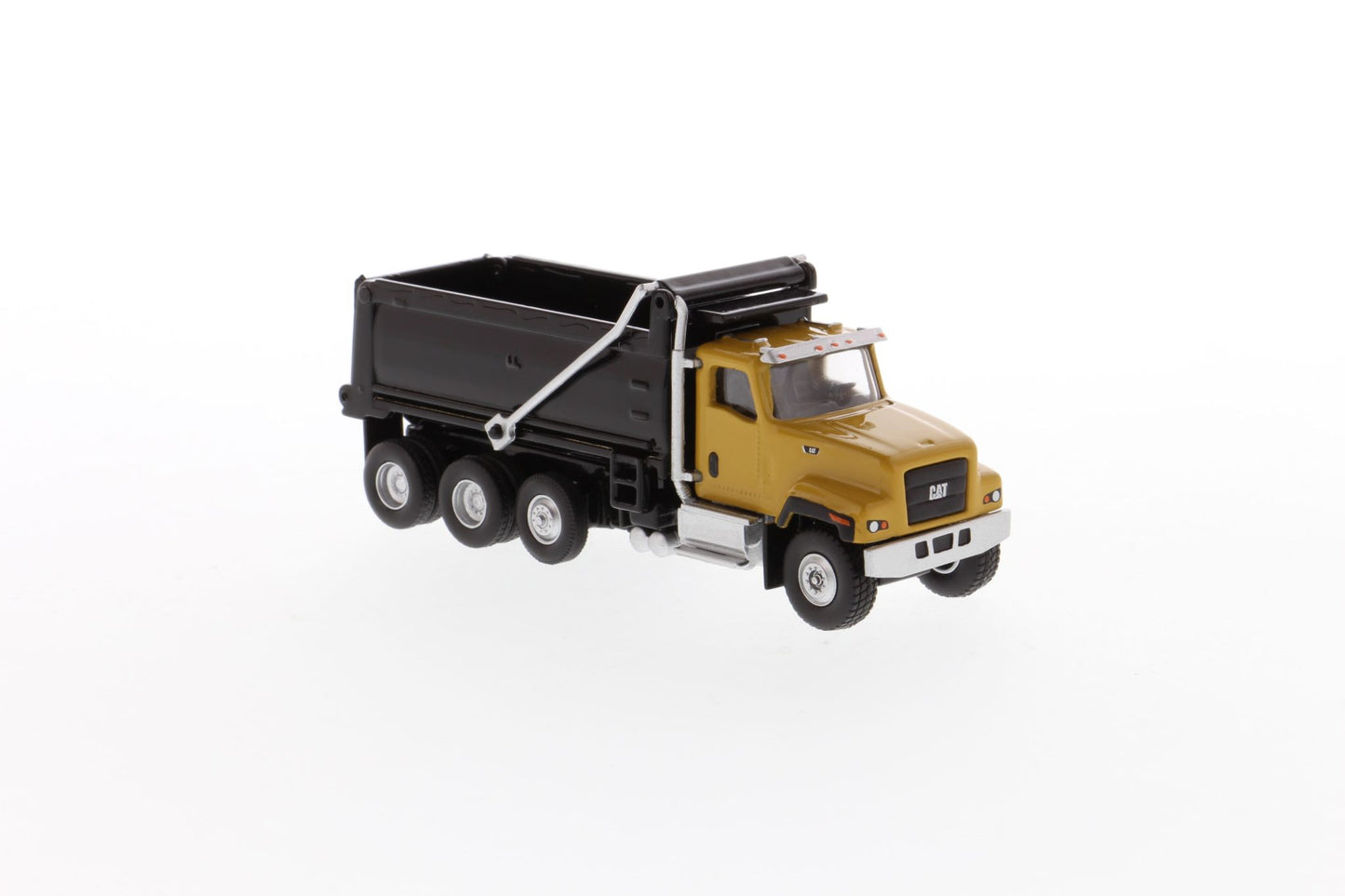 Diecast Masters - 1:87 Cat(R) CT681 Dump Truck - HO Scale