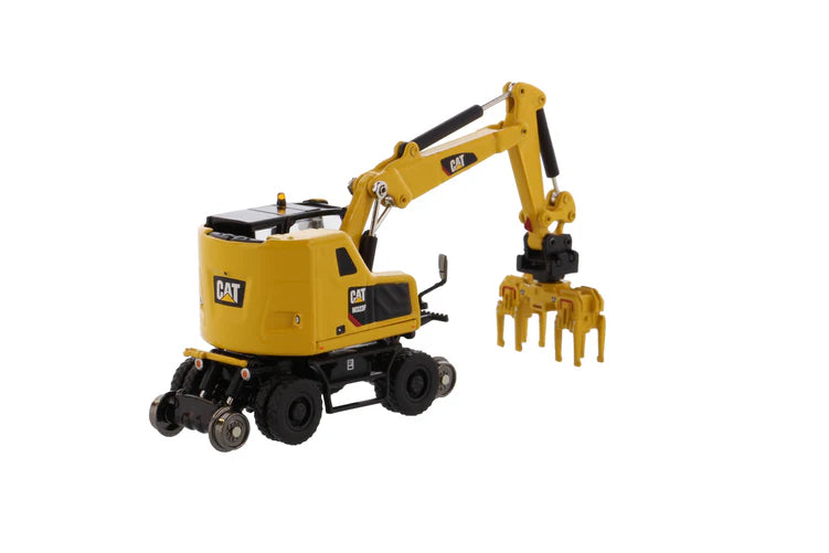 Diecast Masters - 1:87 Cat(R) M323F Railroad Wheeled Excavator - Safety Yellow - HO Scale