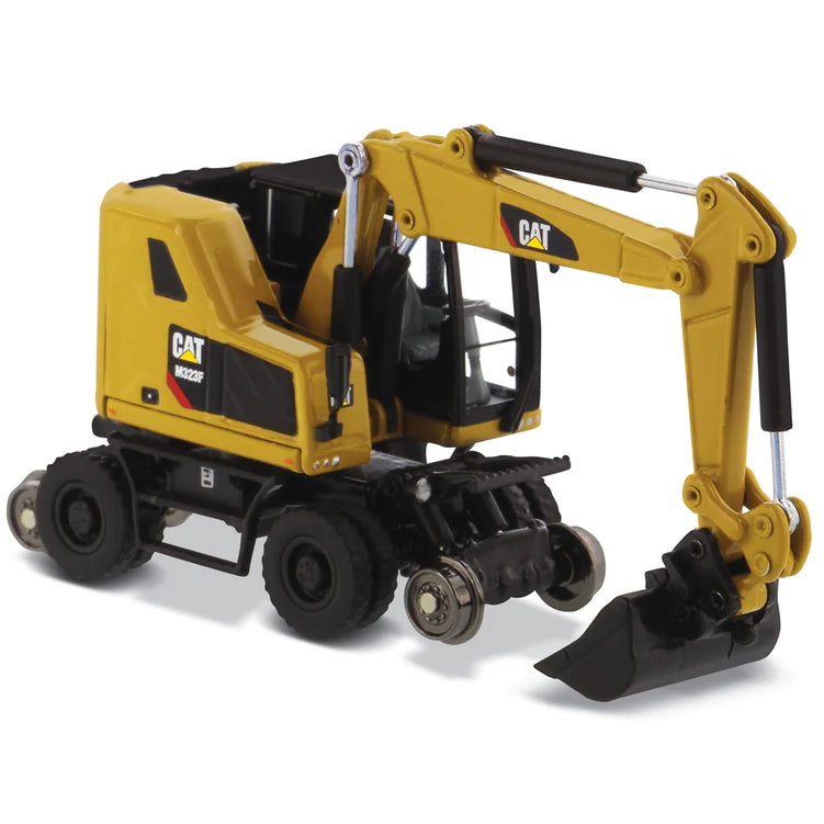 Diecast Masters - 1:87 Cat(R) M323F Railroad Wheeled Excavator - with 3 work tools - HO Scale