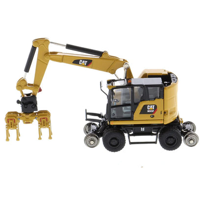 Diecast Masters - 1:87 Cat(R) M323F Railroad Wheeled Excavator - with 3 work tools - HO Scale