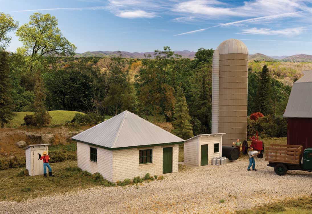 Walthers Cornerstone 933-3350 Farm House Details Kit Milk House Pump House & Outhouse HO Scale