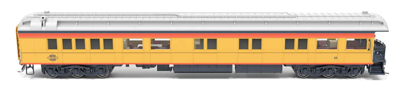 Broadway Limited Imports (9722) • Business Car w/ Lights • Chessie Steam Special Car #18 • HO Scale