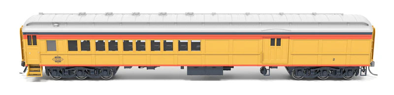 Broadway Limited Imports (9742) • Baggage-Combine Car w/ Lights • Chessie Steam Special Car #2 • HO Scale