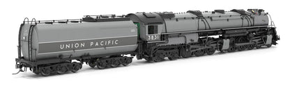 Broadway Limited Imports Brass Hybrid UP Early Challenger (CSA-2) | Union Pacific #3831 | Two-tone Gray Fantasy Paint | Paragon4 Sound | DC/DCC | Smoke | HO Scale