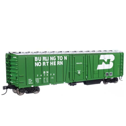 Walthers Mainline (910-3779) | 50' AAR Mechanical Refrigerator Car | Burlington Northern #747087 | HO Scale