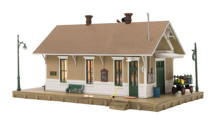 Woodland Scenics Dansbury Depot - Assembled - N Scale