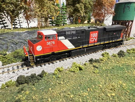 Walthers Mainline GE ES44AC Evolution | Canadian National CN #910-20200 | ESU LokSound | DCC | HO Scale (Pre-Owned)
