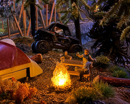 Sierra Valley HO Scale Details | Campfire | Pkg of 2 | HO Scale