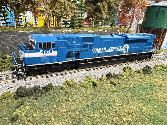Athearn Genesis SD80MAC | Conrail #4108 "Conrail Quality" | DCC | Sound | HO Scale (Pre-Owned)