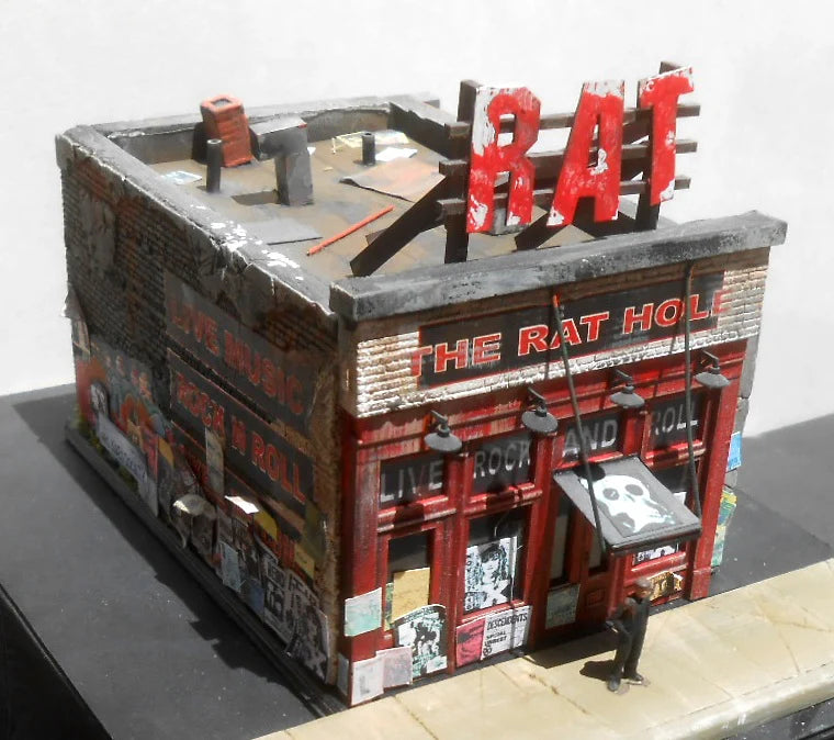 Downtown Deco (1085) • The Rat Hole • Cast-Hydrocal Kit w/ Signs • HO Scale