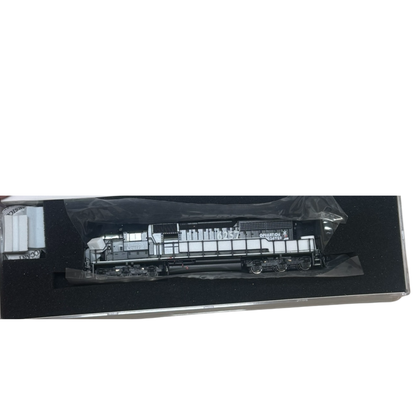Pre-Owned Broadway Limited Imports 7962 EMD SD40-2 Low Hood Illinois Central (IC) #6257 Operation Lifesaver Paragon4 Sound N Scale